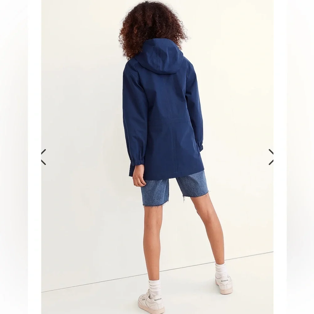 NWOT Madewell Waterproof Raincloud
Raincoat Navy Size S - Picture 4 of 16